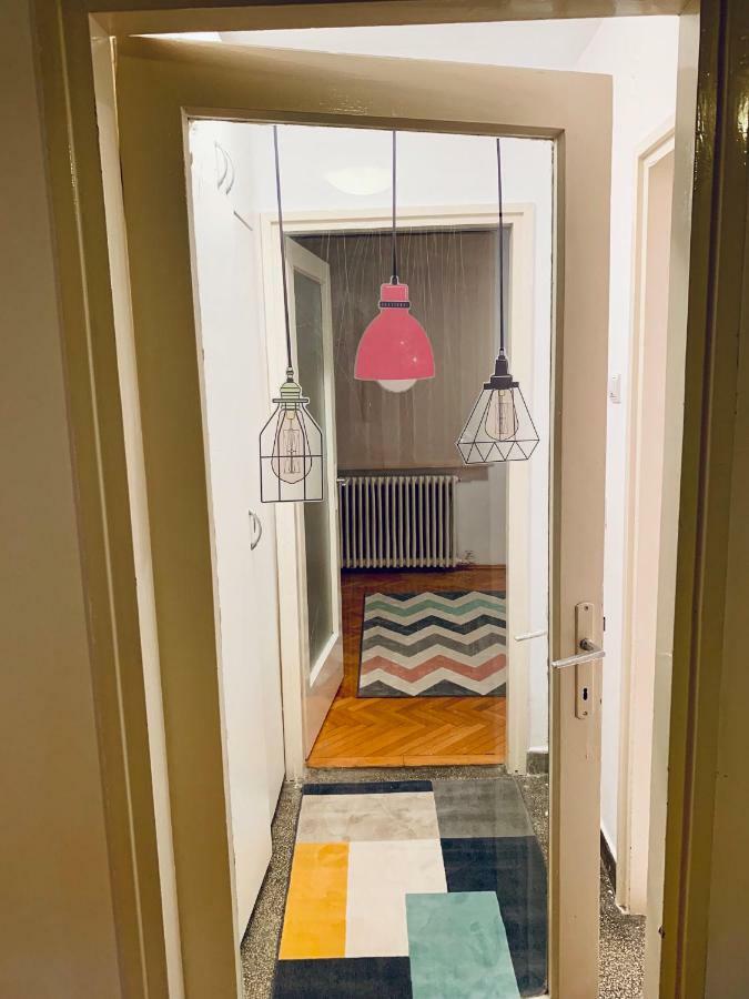 Ultracentral Apartment With All You Need: Wifi, Tv, Ac, Washer, Coffe Timisoara Exterior photo