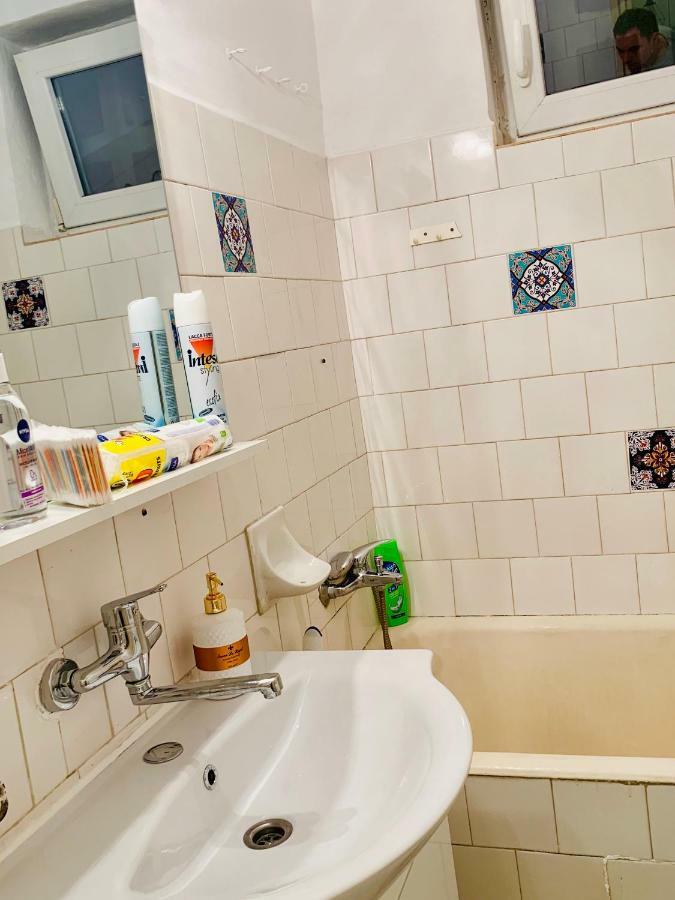 Ultracentral Apartment With All You Need: Wifi, Tv, Ac, Washer, Coffe Timisoara Exterior photo