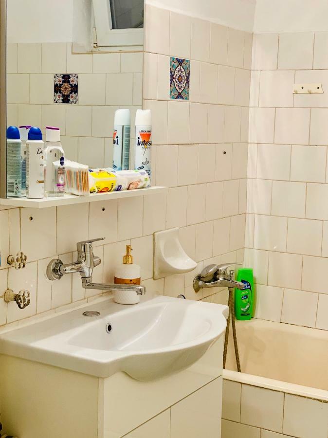Ultracentral Apartment With All You Need: Wifi, Tv, Ac, Washer, Coffe Timisoara Exterior photo